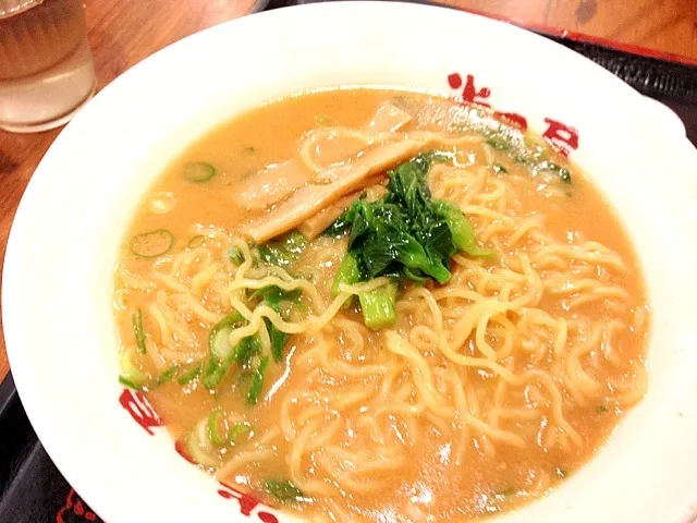 半田屋味噌ラーメン|きむらゆりかさん