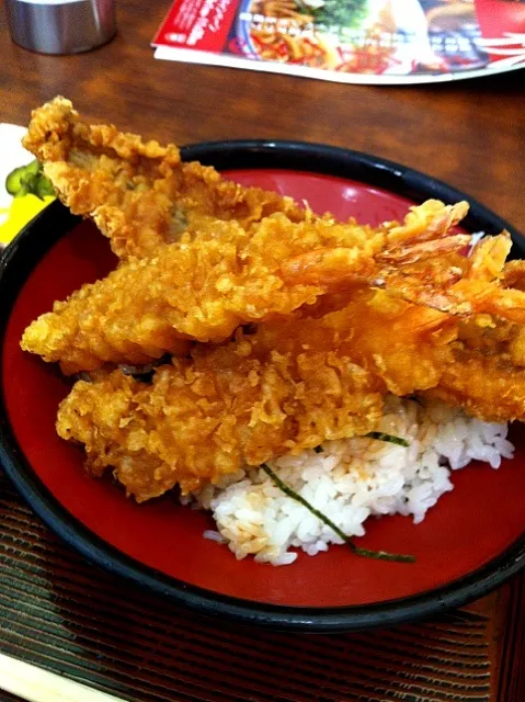 穴子エビ天丼|ナオさん