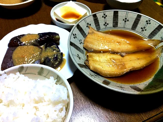 今日の晩御飯は舌平目の煮付けと田楽をほかほかご飯と一緒に|yusukey'〆'n☆さん