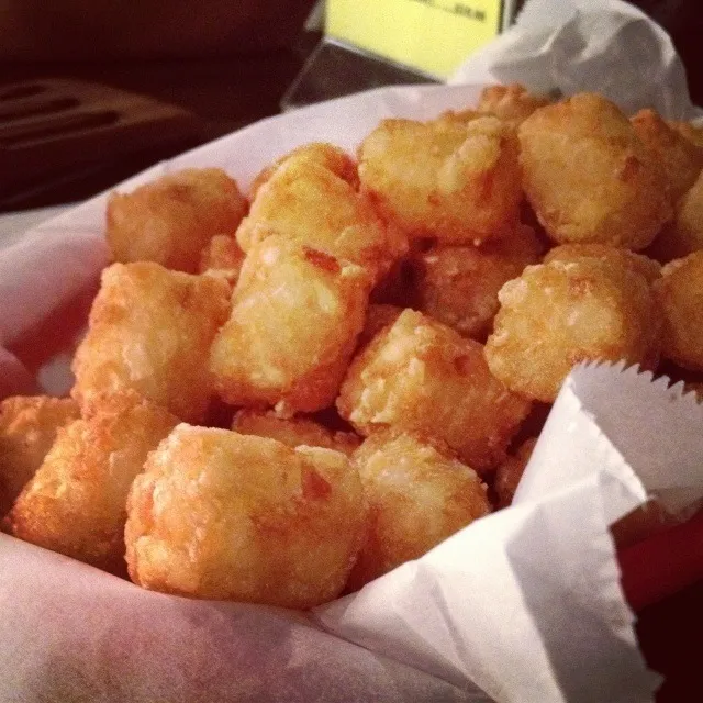 Snapdishの料理写真:tator tots|Erin Aleshireさん