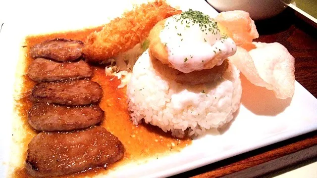 Snapdishの料理写真:牛ステーキのロコモコ|kyokoさん