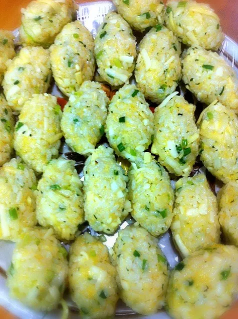 bolinho de arroz com queijo|lucia inoueさん