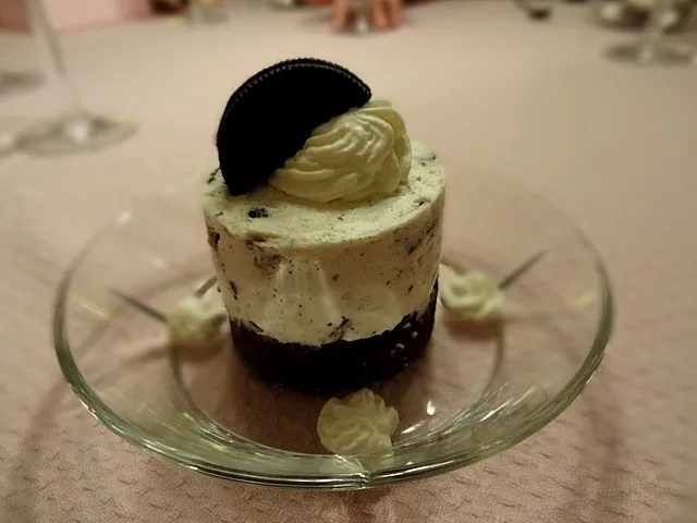 oreo cheesecake w/ brownie|sanne christensenさん