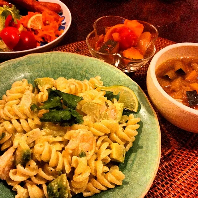 Snapdishの料理写真:今夜の一人ごはん🍝|ようどんさん