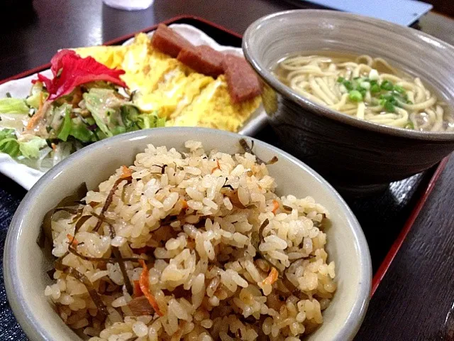 Snapdishの料理写真:ポークたまご定食@道の駅いとまん|yoko kitamuraさん