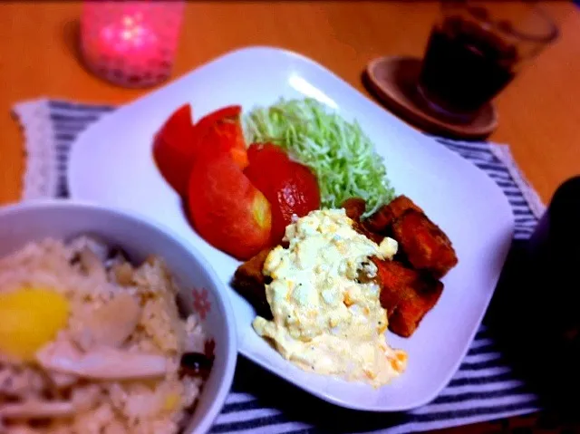 Snapdishの料理写真:きのこご飯とサーモンタルタル！|えりこさん