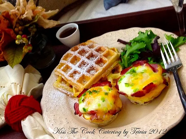 Good Afternoon All..  It's Brunch Time!!!❤  Here's my Homemade Vanilla Waffles with Mini Blossoms❤  Such a Beautiful treat for the one you❤|Taste-New Americanさん