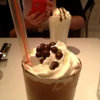 Snapdishの料理写真:triple expresso chocolate shake|micky chanさん