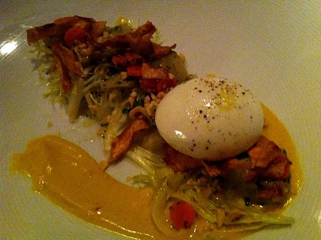 Snapdishの料理写真:artichoke salad with poached hen's egg|michael nassarさん