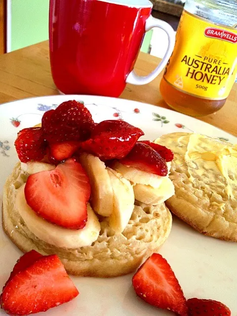 Crumpets with fruit|noriko takiyama のりねぇですさん