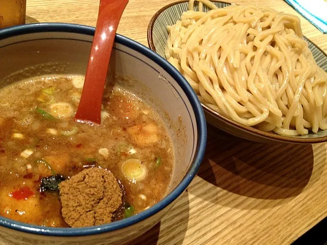 辛つけ麺 中盛り|ひろろーんさん