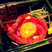 Snapdishの料理写真:京 焼肉 弘さんのユッケ|kakerumakitaさん