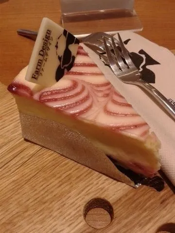 berry white choco cheesecake|pinkuさん