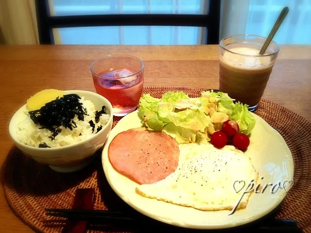 目玉焼き ご飯 ミロ アセロラ|ピロさん