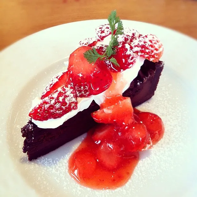 strawberry choco cake|miaさん