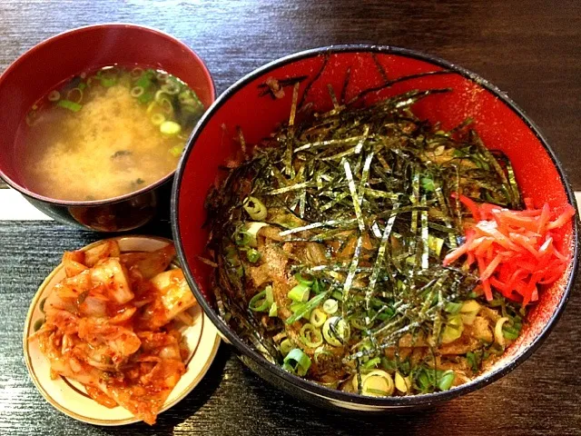 焼きそば丼|Shigeru Yasushitaさん