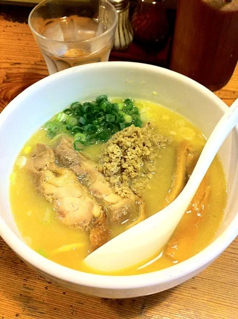 鶏白湯ラーメン/鶏の穴|annnnnaさん