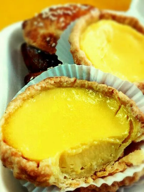 traditional eggtarts. tasty and cheap!|Ellison C.さん