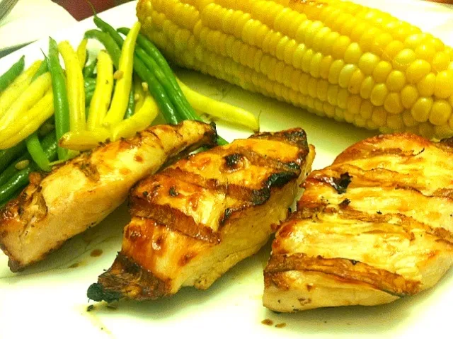 grilled chicken, green beans, and corn on the cob|Blaire Ringさん