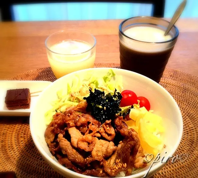 🍚朝ごはん 韓国焼肉風どんぶり|ピロさん