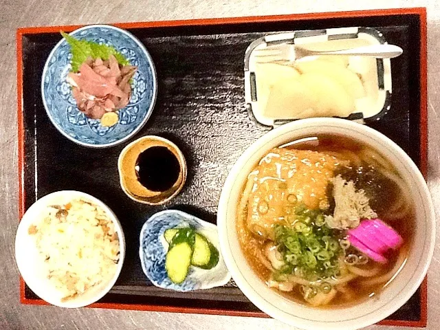 Snapdishの料理写真:うどん定食|tetsuさん