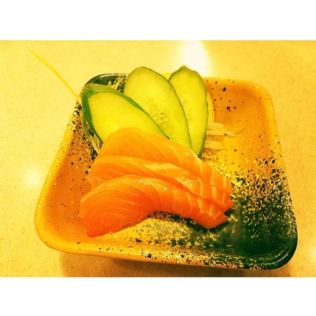 Salmon Sashimi|Justinaさん