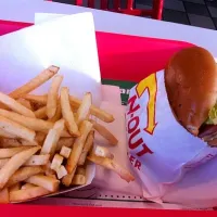 in n out burger|iceさん