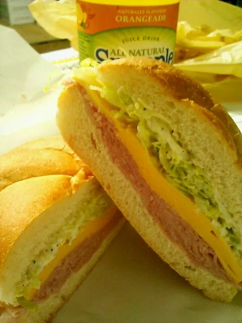 Snapdishの料理写真:Cold Cut Sandwich|BusyCrazPeopleさん