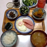 立派な朝食☆|みとぅーさん