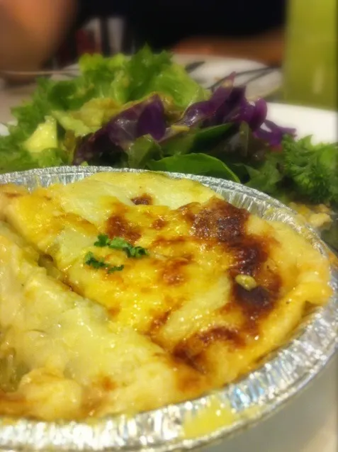 Snapdishの料理写真:lasagna|Pim Patanasuthikulさん