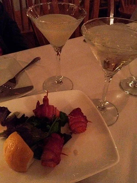 Maple glazed bacon wrapped Sea Scallops and Ginger Martini @ The Beacon on Cape Cod|Luci Zoeさん