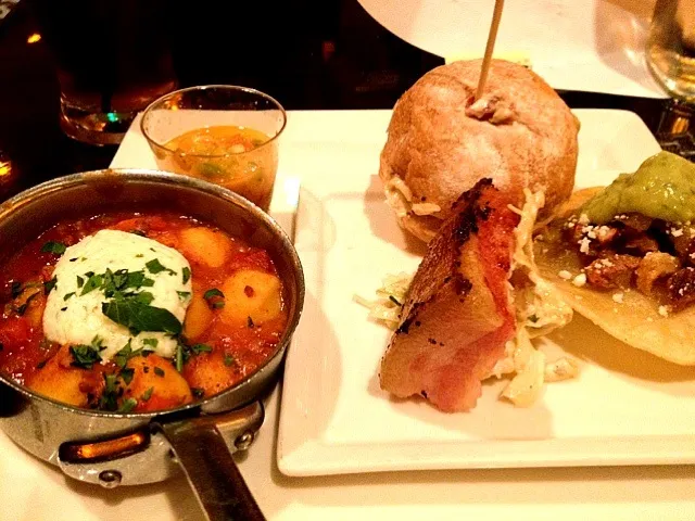 Snapdishの料理写真:Cosmo buffet|Telma Larmanさん