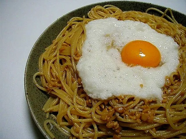 納豆とろろじゃこパスタ|パパごはんさん