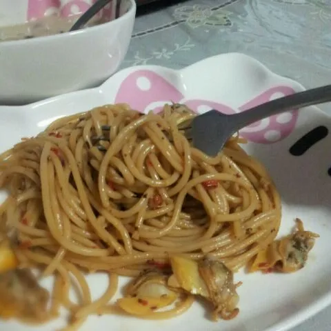 aglio olio with clams|kelly limさん