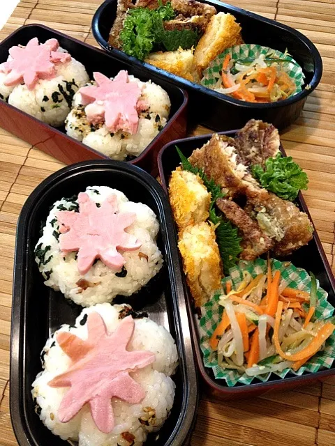 鯖のカレー竜田とお花おにぎり弁当|かずさん