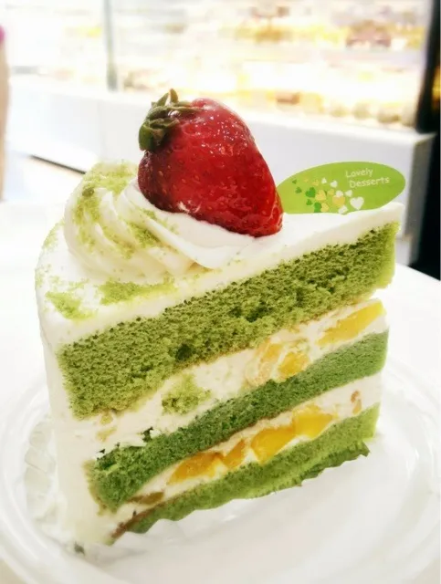 Green Tea And Mango Cake|MyRaXさん