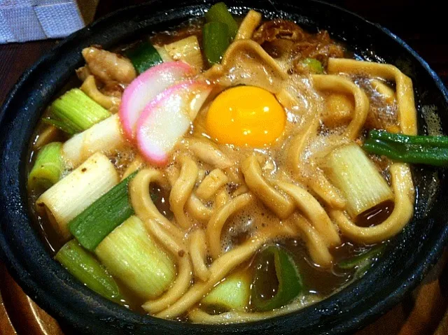 【本日のランチ】味噌煮込みうどん。汗だくですが(ﾟдﾟ)ｳﾏｰ 。|JTKさん