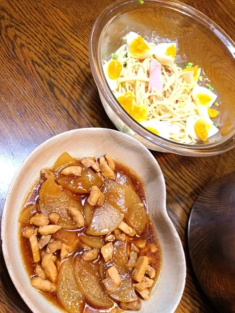 大根と鶏肉の煮物、サラダ|アスカさん