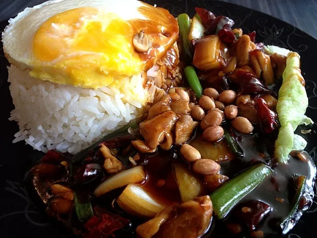 Kung pao chicken with rice|Nicholas Tayさん