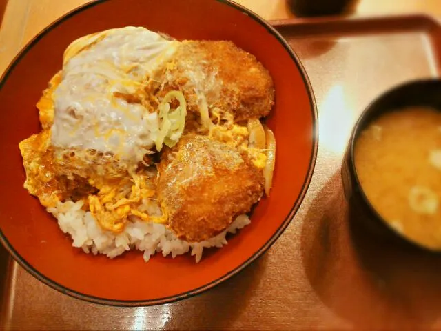 カツ丼味噌汁セット|あおやぎ あつしさん