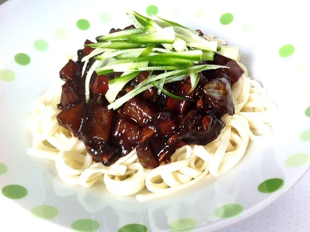 Snapdishの料理写真:Jajangmyeon|shirlynさん