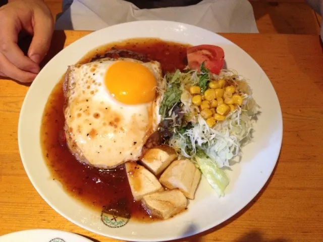 Snapdishの料理写真:ロコモコ♪|aiaiさん