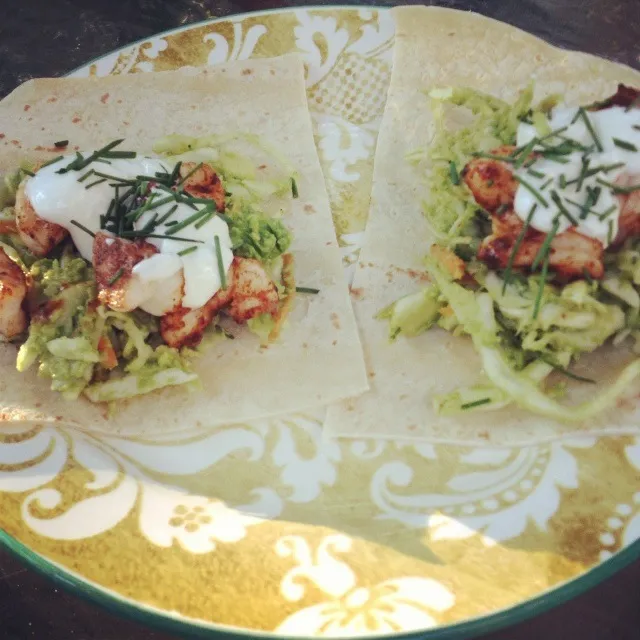 shrimp tacos with avocado slaw|Colbyさん