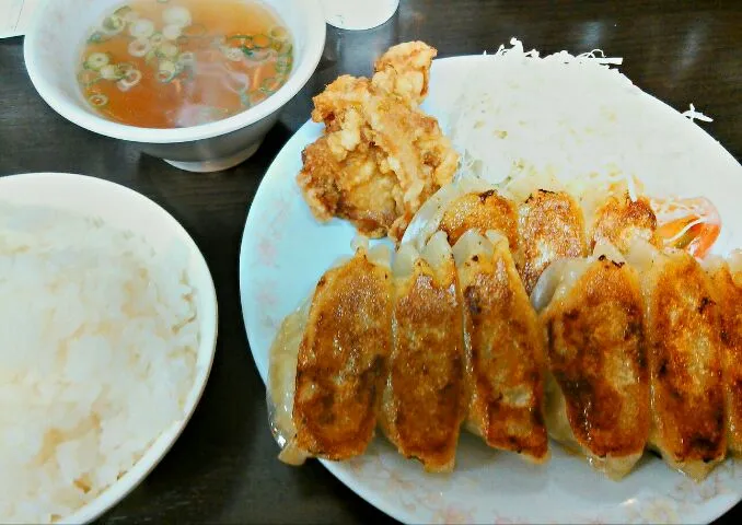 餃子定食|あおやぎ あつしさん