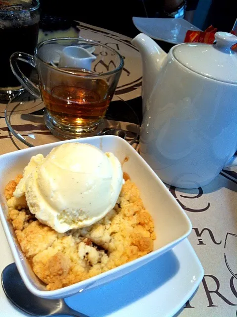 apple crumble aroi tee sood|devil aehさん