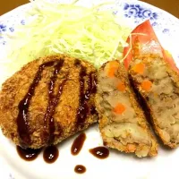 Snapdishの料理写真:肉じゃがコロッケ|tomomiさん