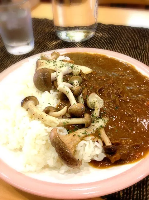 きのこの薬膳カレー|wildcat山猫さん