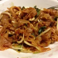 Snapdishの料理写真:Spicy fried seafood kuay teow|Hafiさん