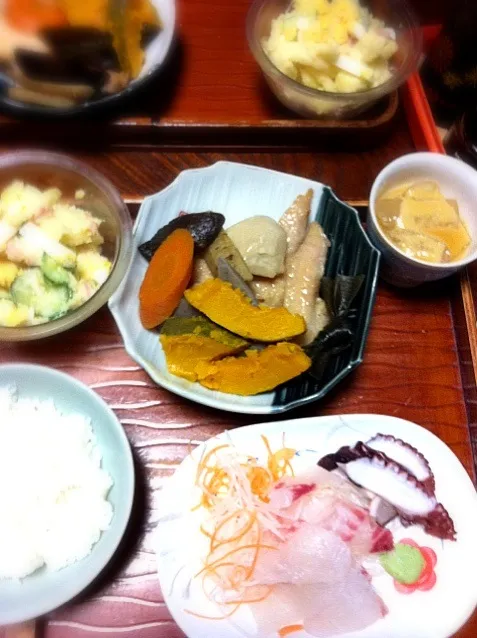 👵手羽先と野菜の煮物・ポテトサラダ・柚子蒟蒻の酢味噌かけ・お刺身|reiさん