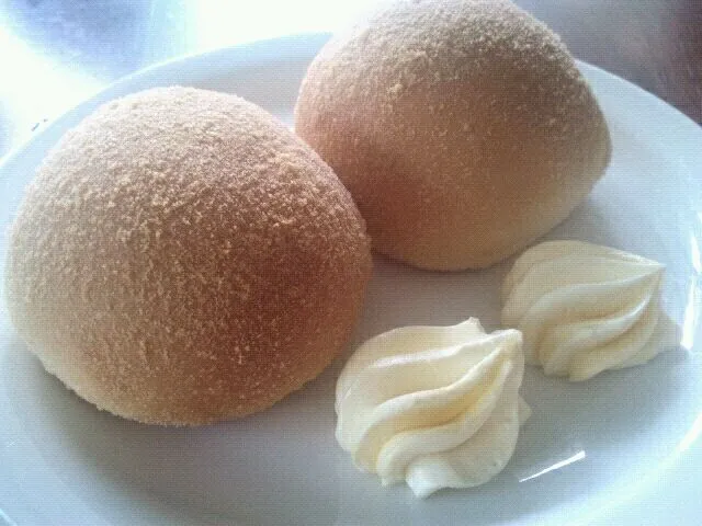 Pandesal with Butter|JeiFerさん